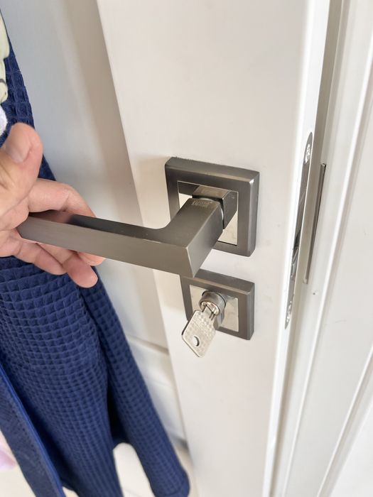 Двери для квартиры