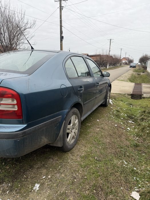 Vand Skoda Octavia Tour , An 2003