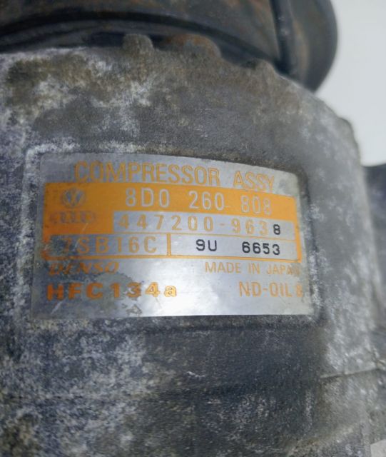 Compresor clima  8D0260808 Volkswagen VW Passat B5.5 (facelift)