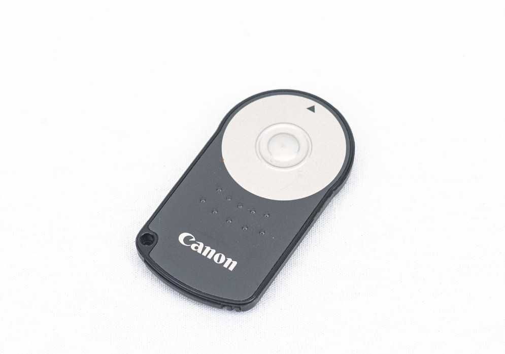 Telecomanda Canon RC-6 sau aftermarket RC-6