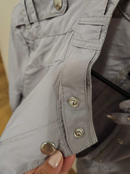 Geaca subțire H&M