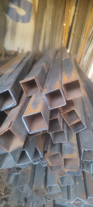 столбики для забора 2000 тг штука