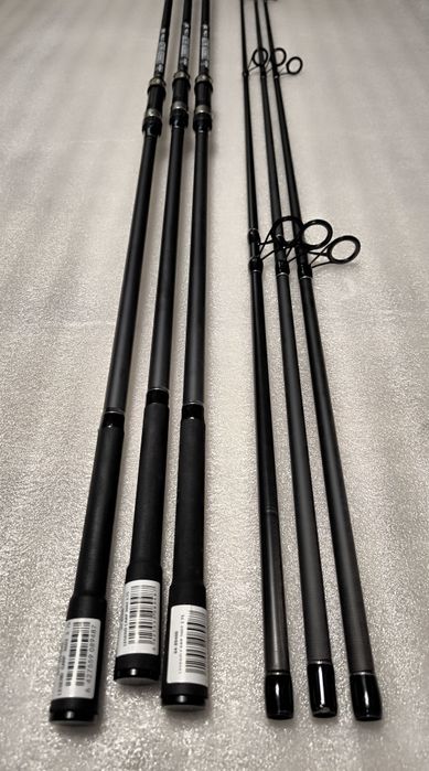 SET 3 Lansete FL LEGEND CARP 3.60 m 3.75 Lbs 2 seg + 3 Mulinete