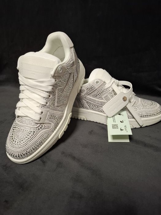 Off white out of office cu pietricele