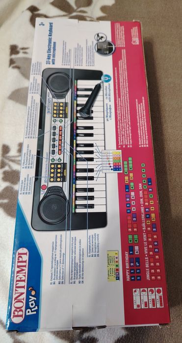 Детска йоника с 37 клавиша и микрофон