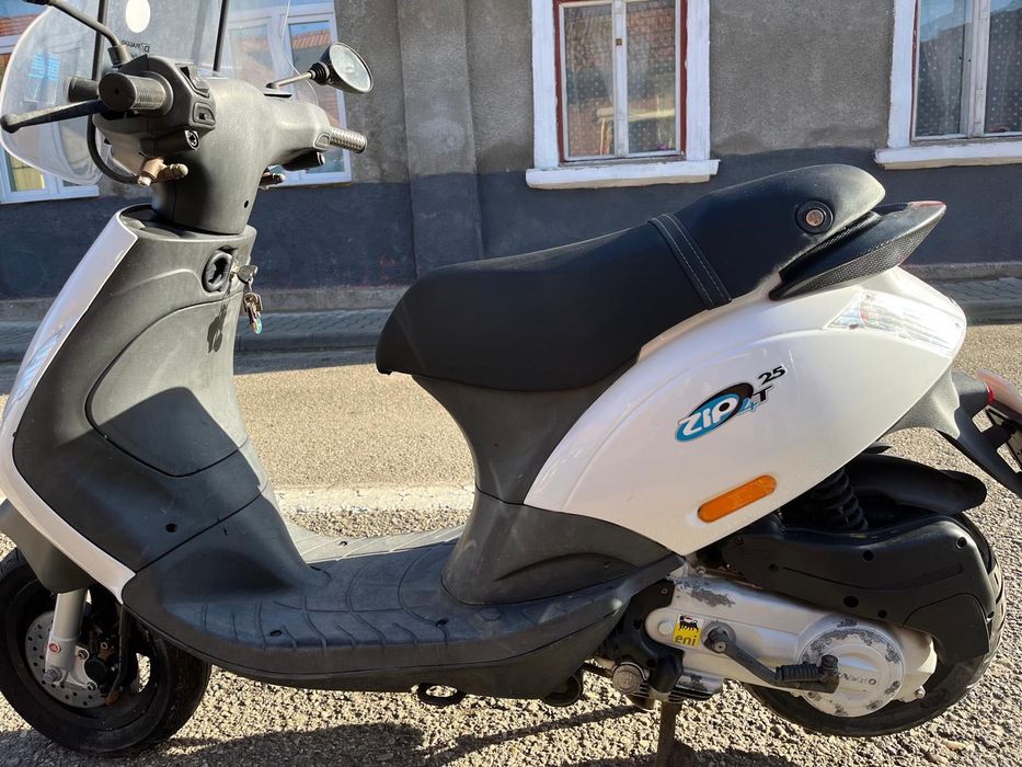 Piaggio  C25DM 49cc – 2014 – 4.588 km  Înmatriculat scuter