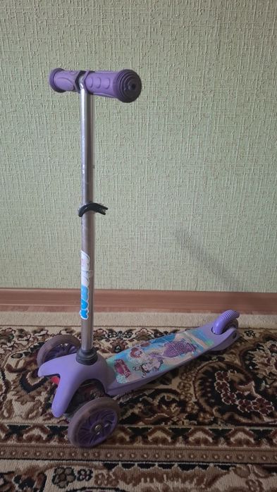 Самокат детский целый