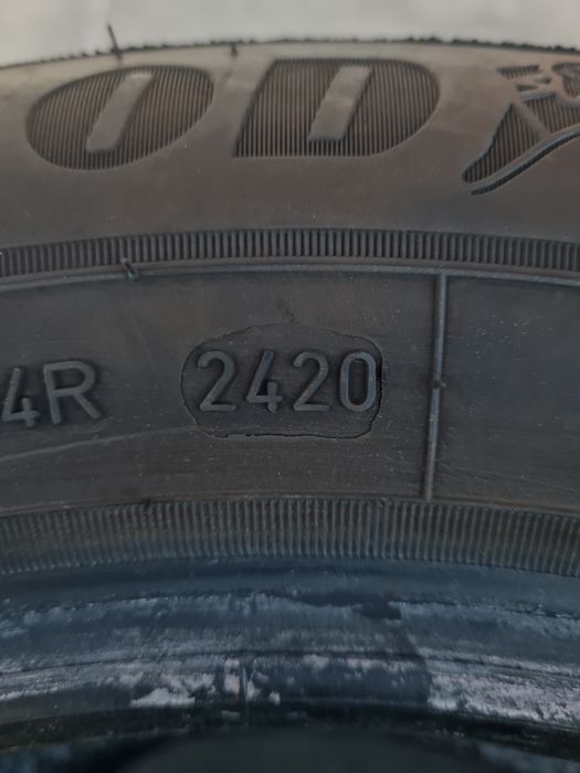 Зимни гуми 2 броя GOODYEAR UltraGrip9+ 195 65 R15 дот 2420