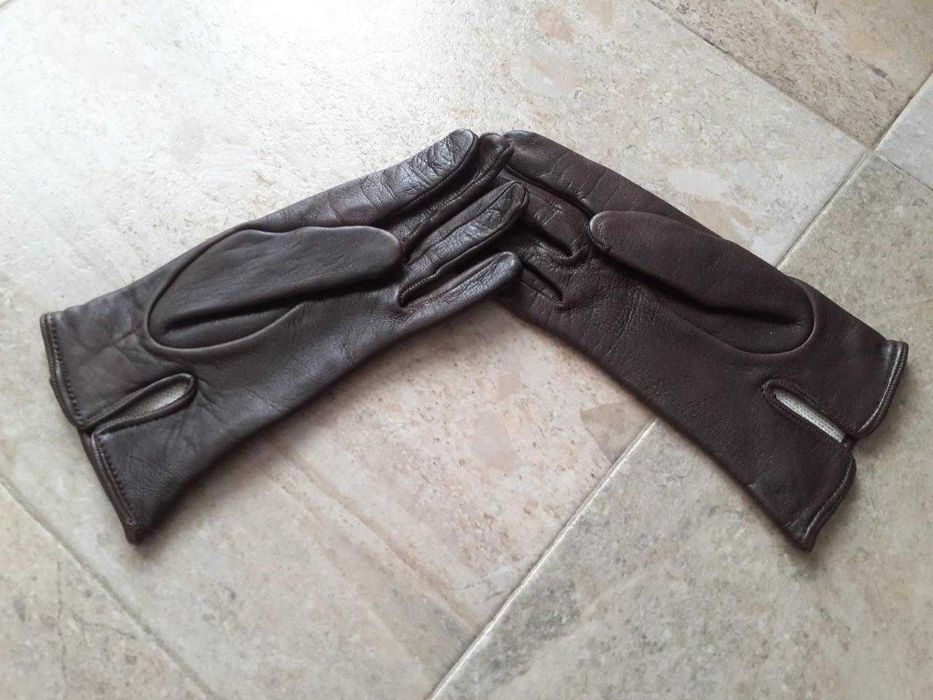 Manusi din piele naturala