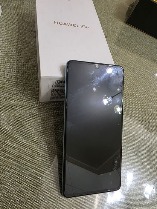 HUAWEI P30 смартфон