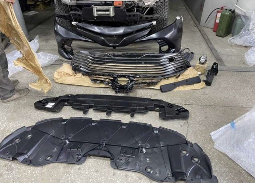 Camry 70/75 перед по частям и в сборе бампер решетка крыло капот Камри