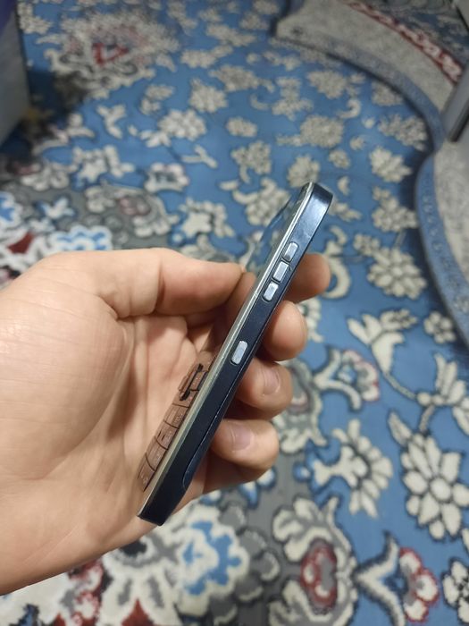 Nokia E52 sotladi uz imeya otkan