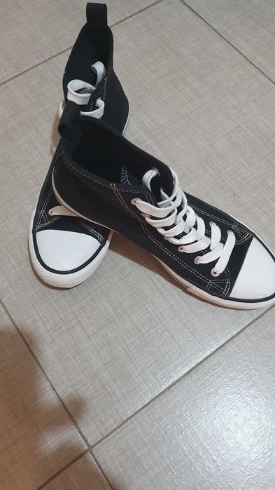 Кецове, купувани в Англия