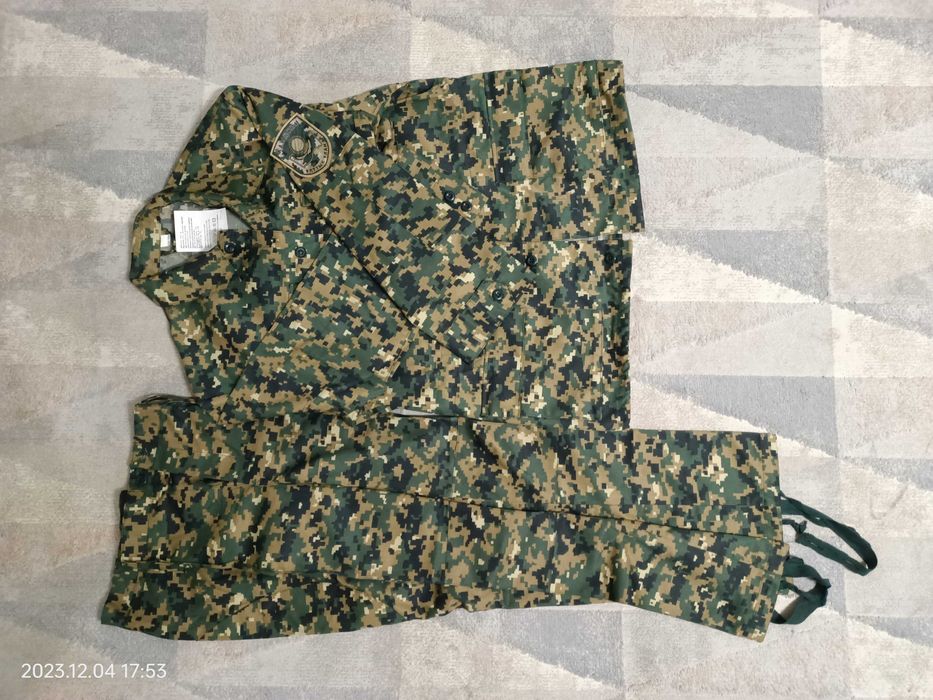 Форма камуфляжная ,новая.
