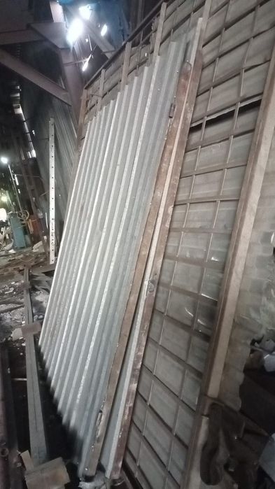 Железные ворот 3 шт