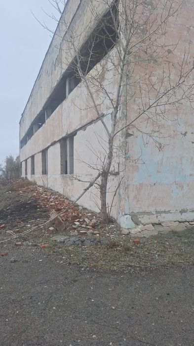 Продам территорию и здания