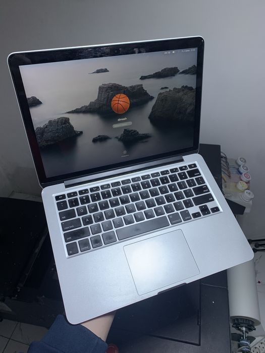 Макбук 256гб 8гб