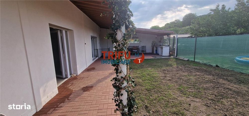 Casa de vanzare in Totoi