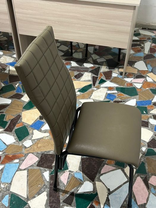 Продам стулья 10 штук