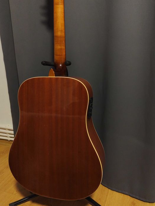 Chitară electro acustica Hora Reghin