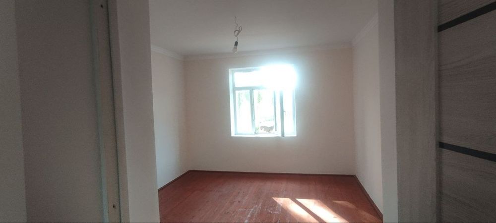 12 sotix 2 xonasi tayyor 6 xonali shinam uy gaz svet ichimlik suvi bor