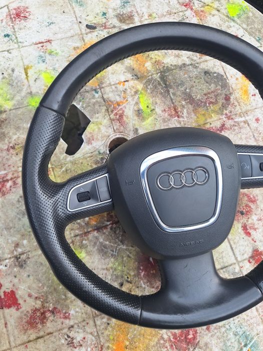 Volan piele perforata cu airbag 3 spite Audi A3,A4 B8 ,A5,Q5