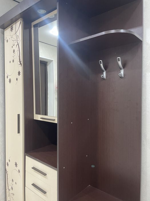 Продам прихожую