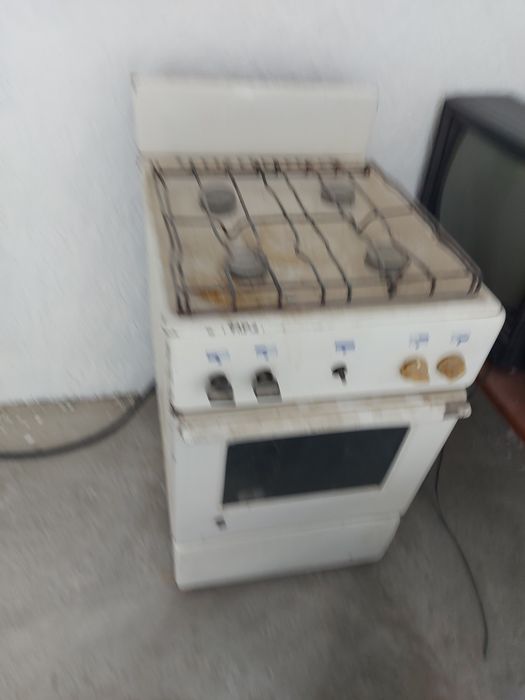 4 комфорлы газплита б/у