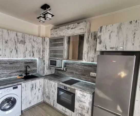 Дава се под наем Едностаен апартамент в Пловдив, Център - 45 кв.м за 209.1 € - Снимка #1