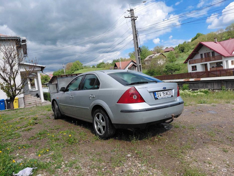 Ford mondeo.2001.200.000 km stare f buna