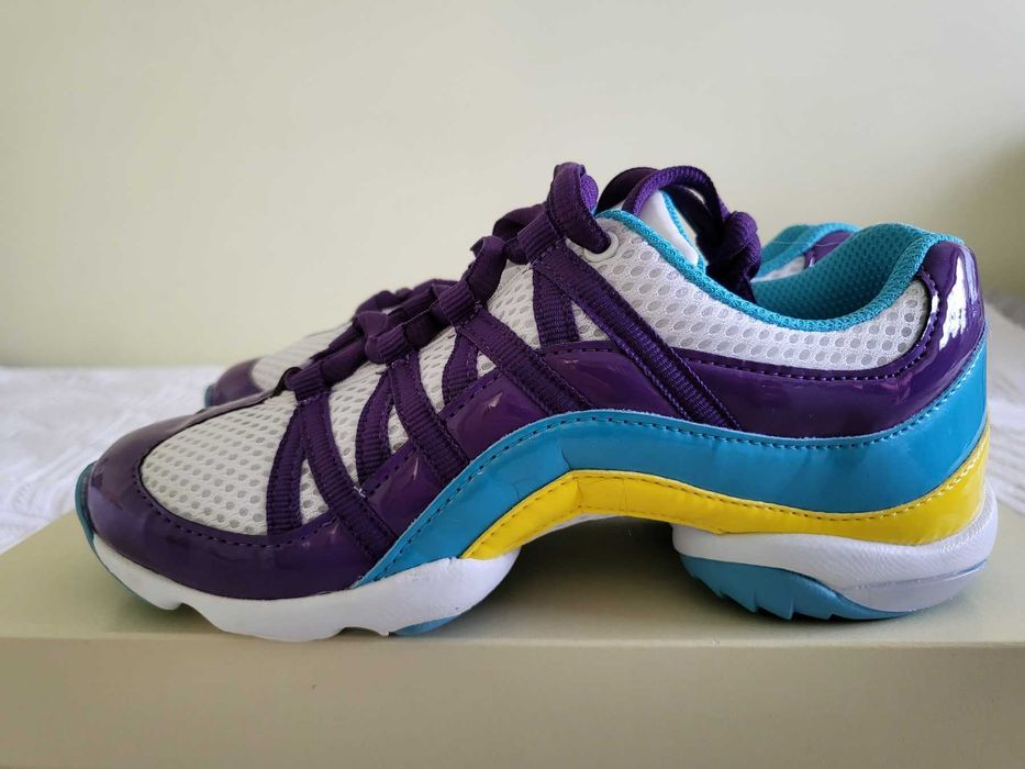 Танцови маратонки BLOCH Wave Split Sole