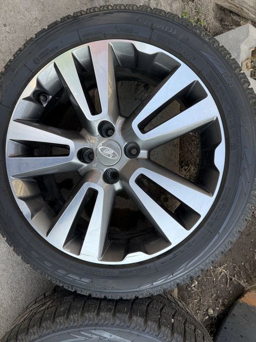 Диски 17 на Lada Vesta