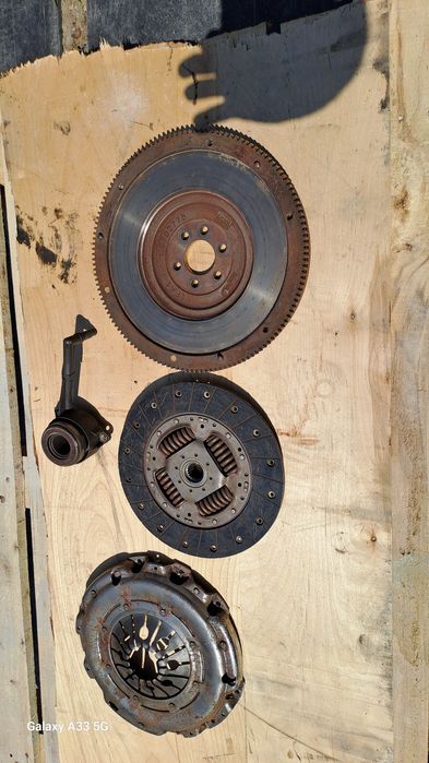 Твърд маховик за 6 скорости 1,9 тди 105к.с