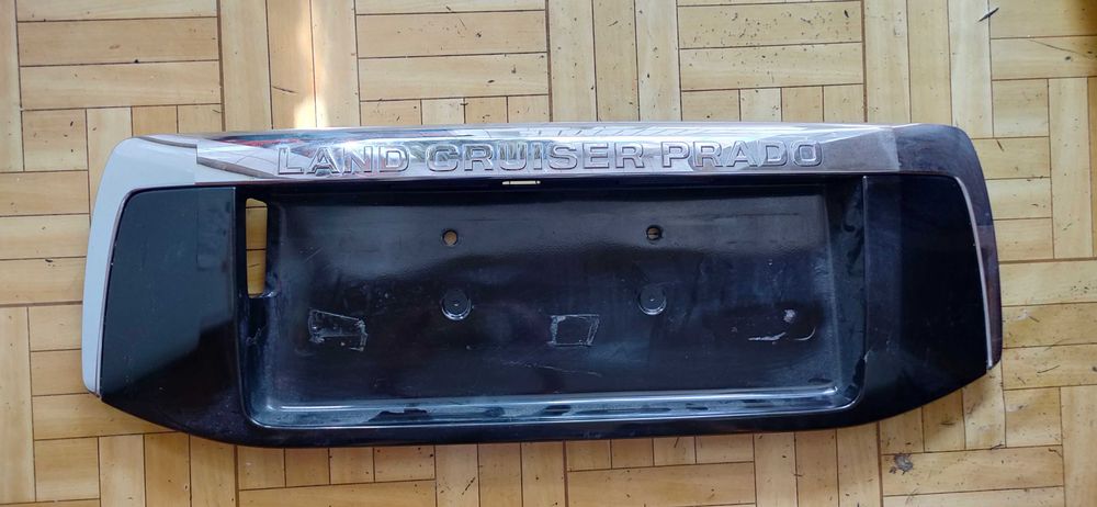 Накладка на дверь багажника Toyota Prado 150