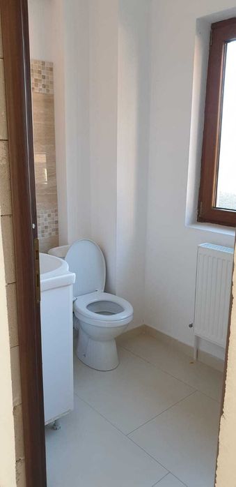 Inchiriere/vanzare spatiu comercial 143mp Stefan cel mare nr 149 , Radauti