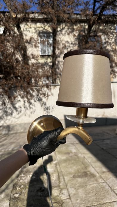 Продаю бра настенные