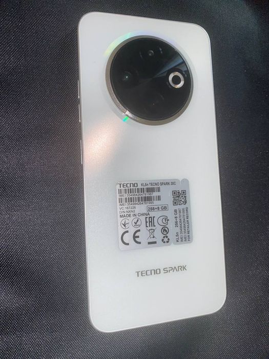 TECNO SPARK 30C состояния отличный