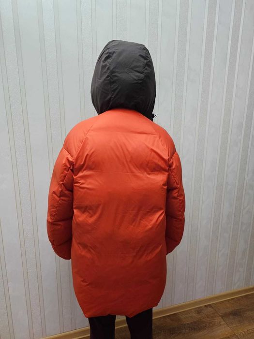 Пуховик Марни, Юникло