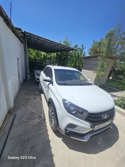 Lada x ray sport