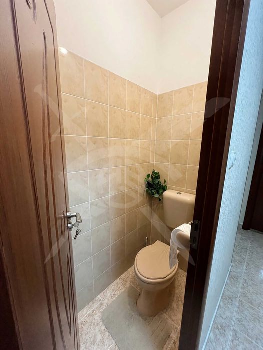 Продава се Тристаен апартамент в Пловдив, Тракия - 86 кв.м за 1919 €/кв.м - Снимка #4
