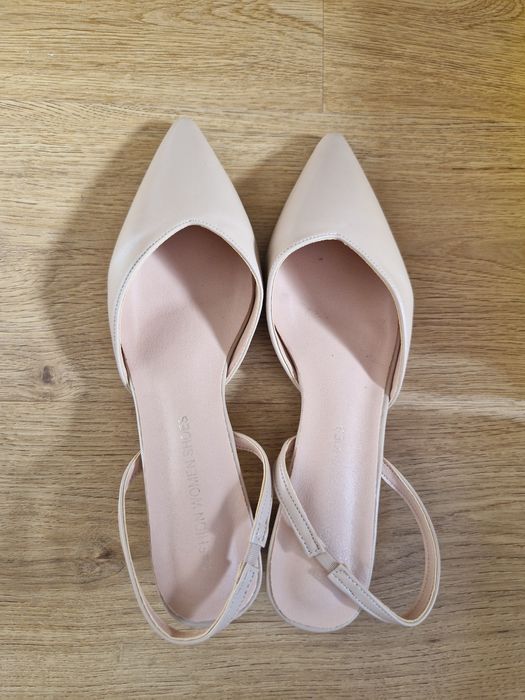 Pantofi noi stiletto 39