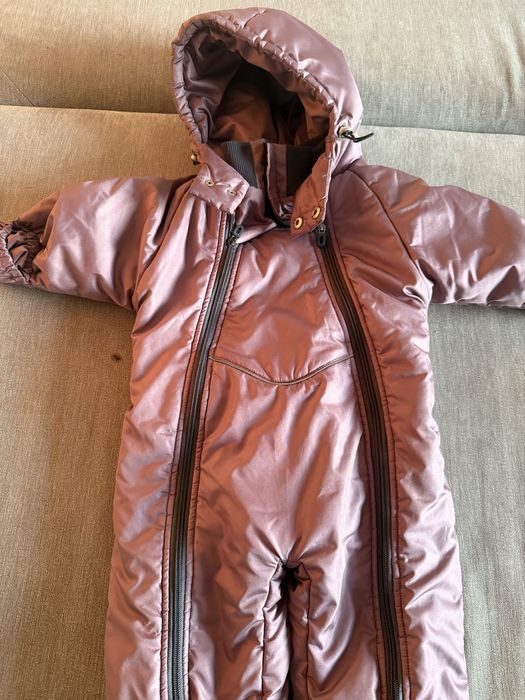 Продам комбинезон на девочку