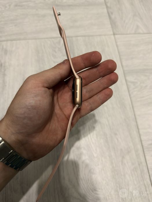 Apple Watch SE 1-го поколения