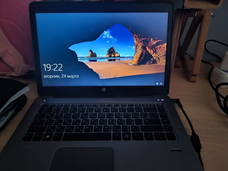 Продам ноутбук HP Folio