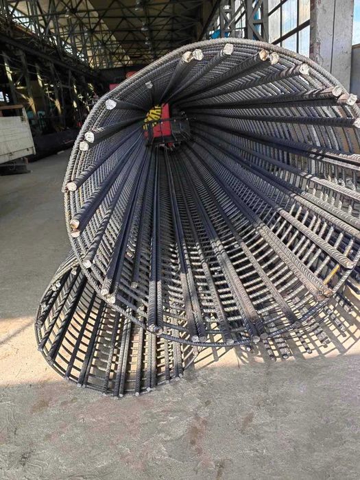 Пирони/телове/мрежи/ограда/арматурна заготока/двор/градина/дом