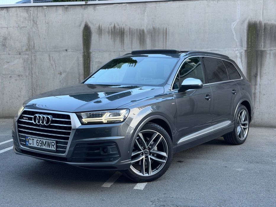 Audi Q7 Audi Q7 S-Line Distronic Panorama Head-up Night Vision Line Suspensie