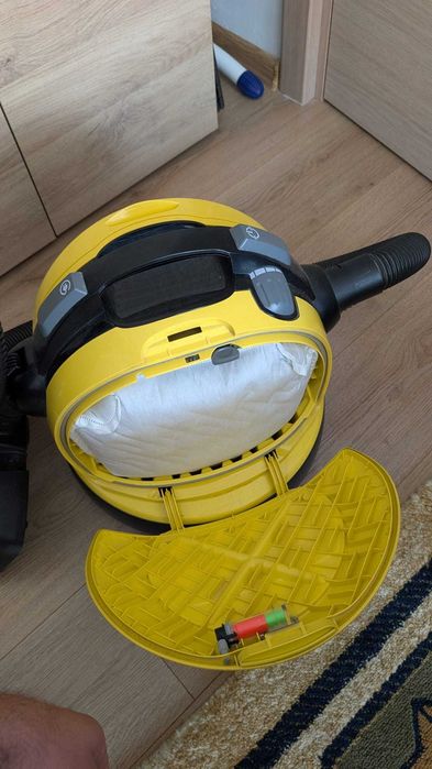 Aspirator profesional Karcher VC 6100