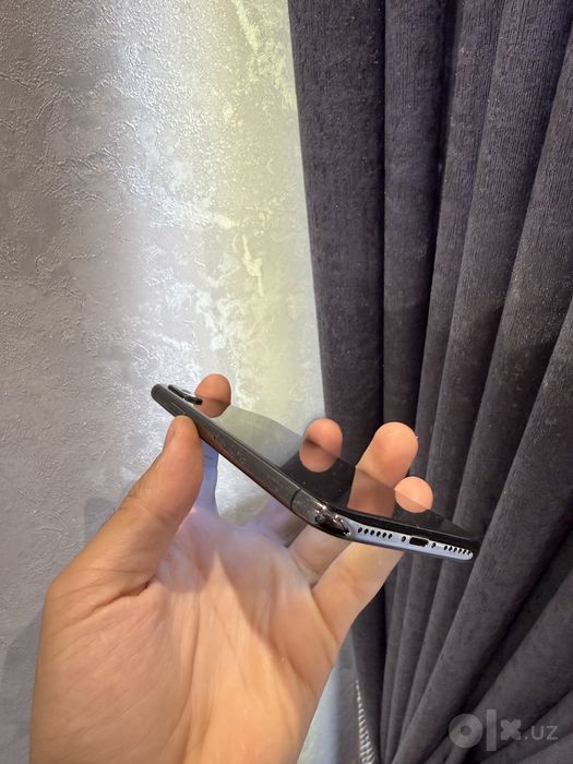 Iphone x 256         .