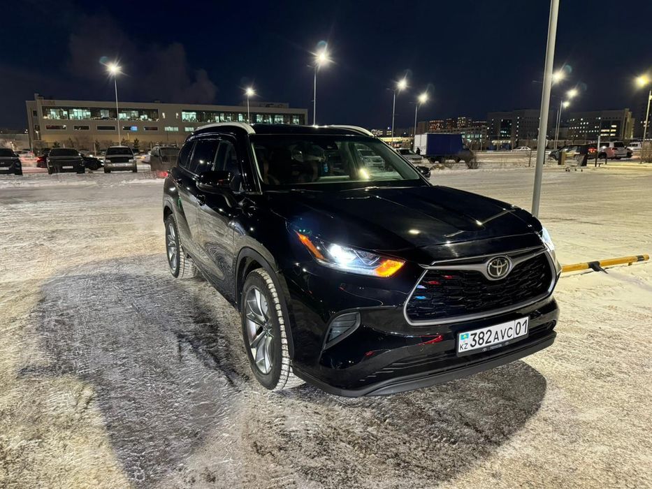 Тайота Хайландер