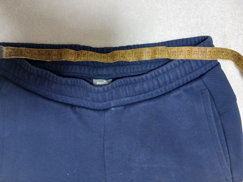 Vând pantaloni de trening Puma ptr.băiat